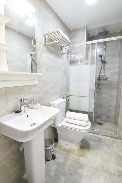 Apartamentos Centro Salecianos Málaga Buitenkant foto
